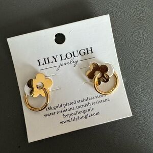 NEW 18k plated gold flower charm hoop